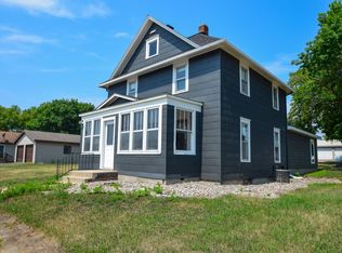 237 W 1st St, Morton, MN 56270
