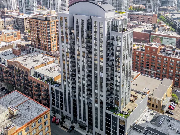435 W Erie St, Chicago, IL