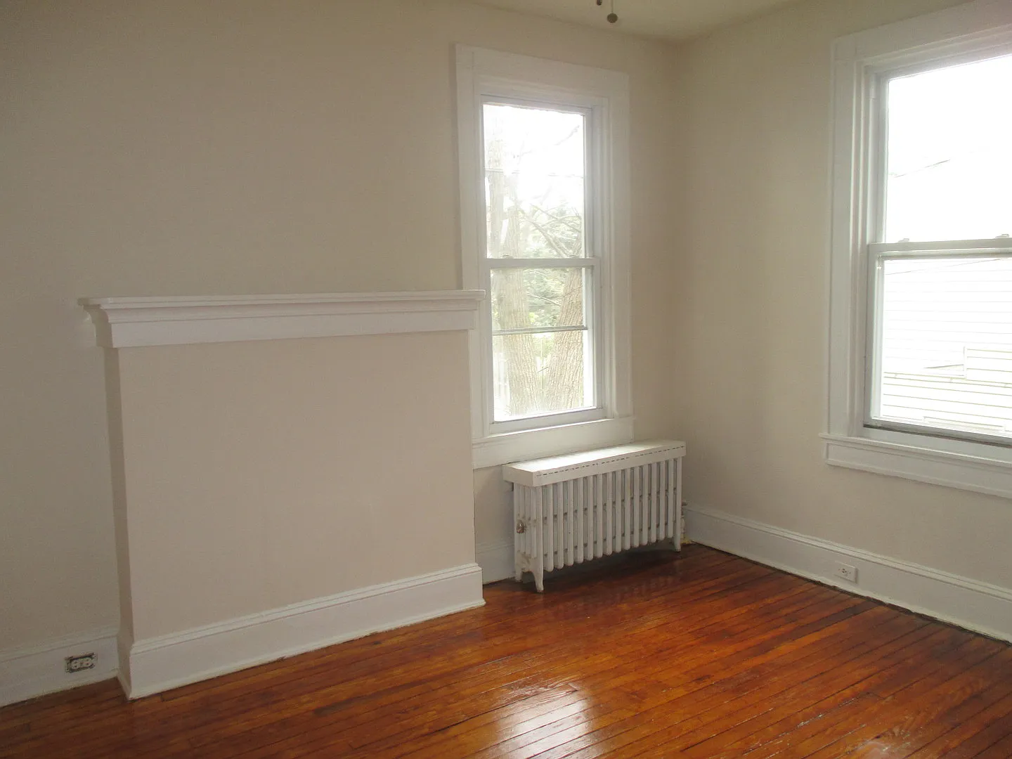 902 W 37th St — Photo 3