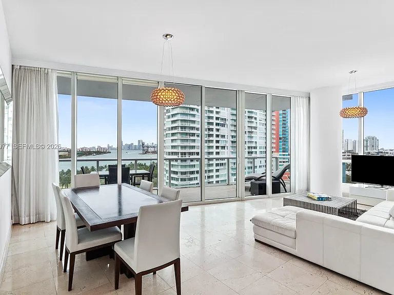 100 S Pointe Dr #1001 — Photo 3