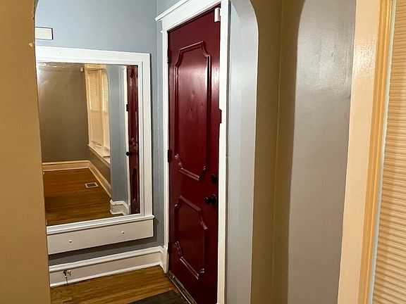 2nd image of 7618 S King Dr
