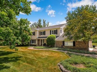 1865 Farm Rd, Lake Forest, IL 60045