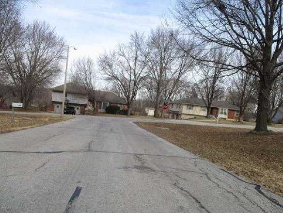 2nd image of 6401 Millbrook Ave