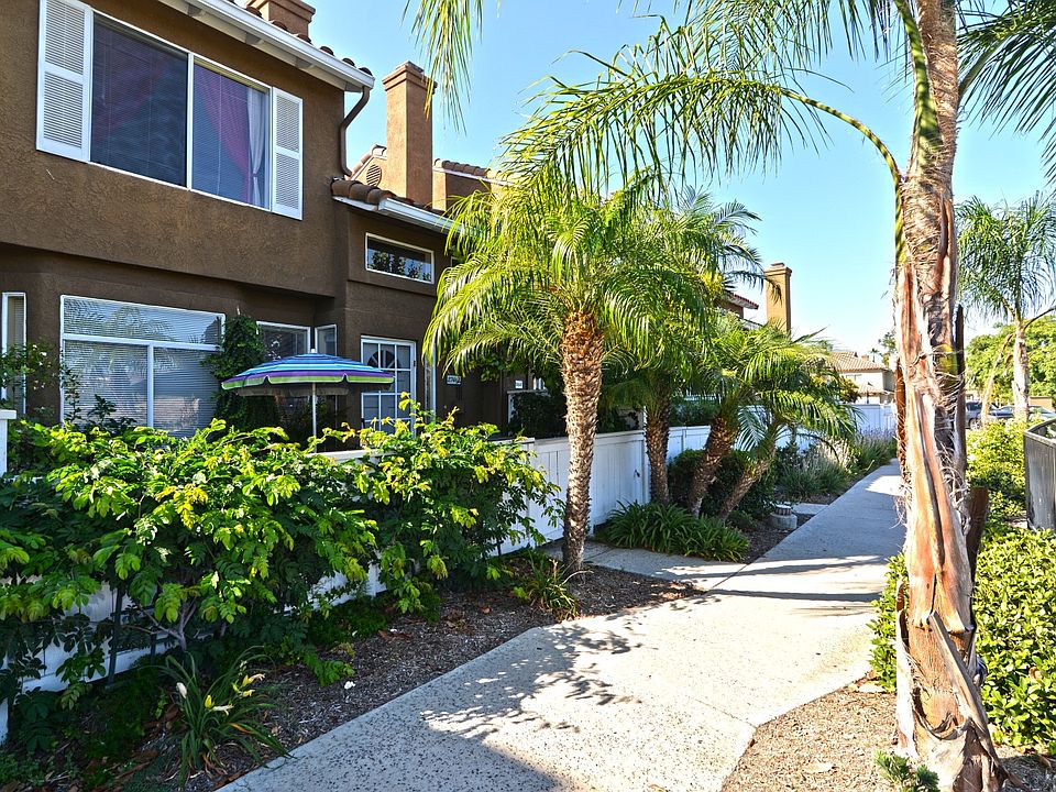 1st image of 27462 Jasmine Ave