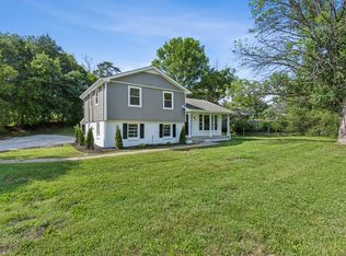 131 Two Valley Rd, Hendersonville, TN 37075
