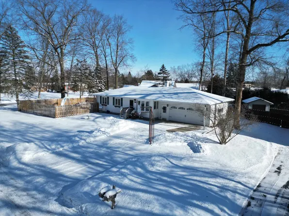 202 Ridge Rd, Oconto Falls, WI 54154
