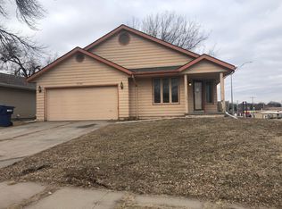 5701 S 50th St, Lincoln, NE 68516