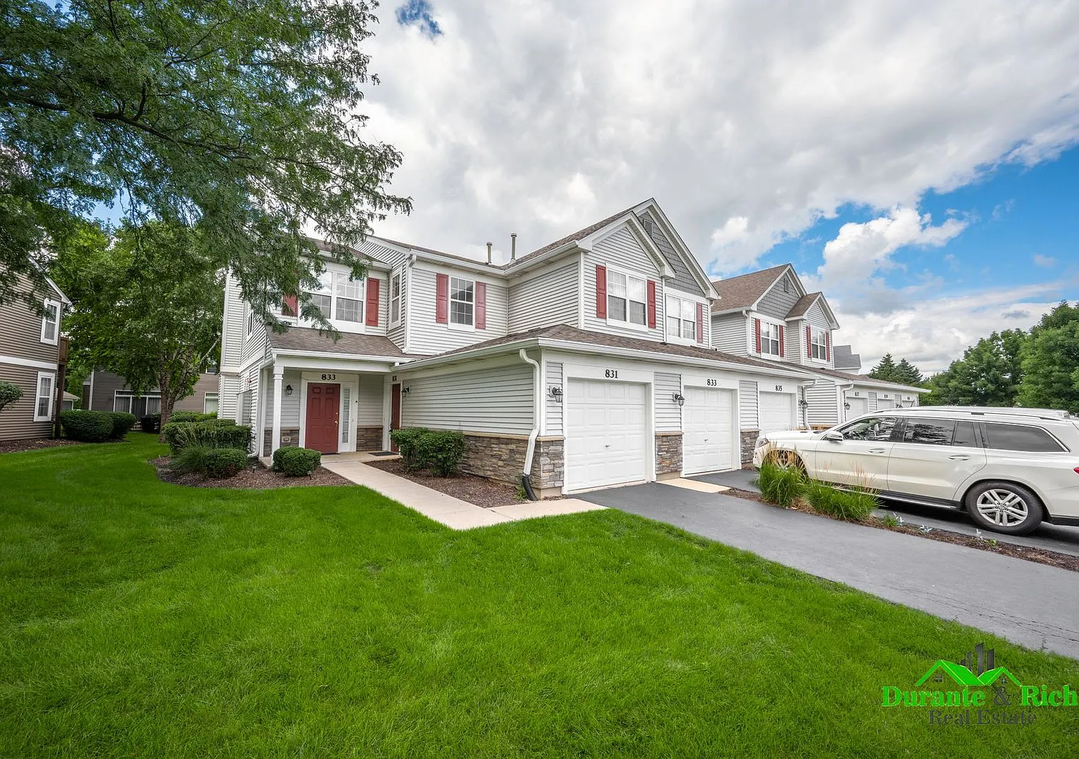 North Naperville Second Floor Two Bedroom Condo — Photo 1