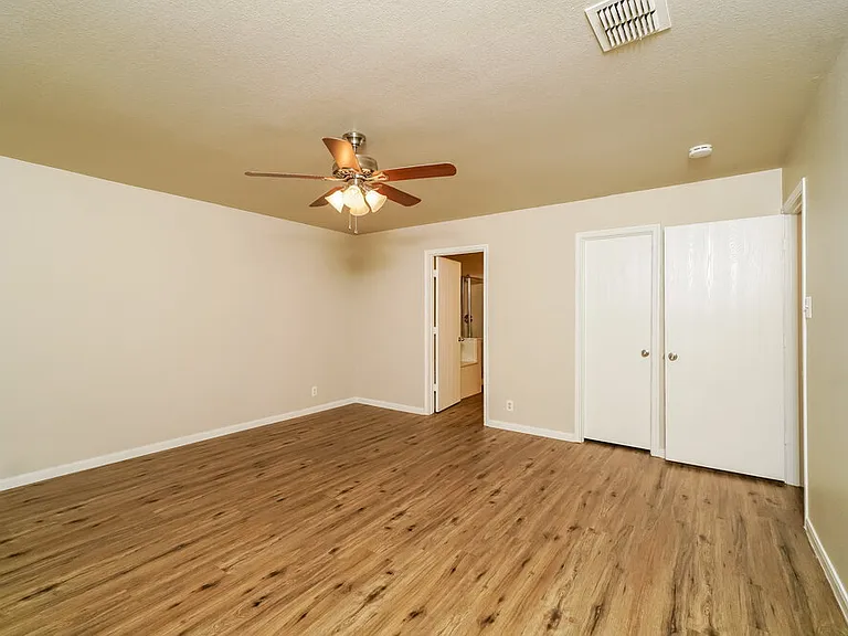 120 Bay Willow — Photo 9