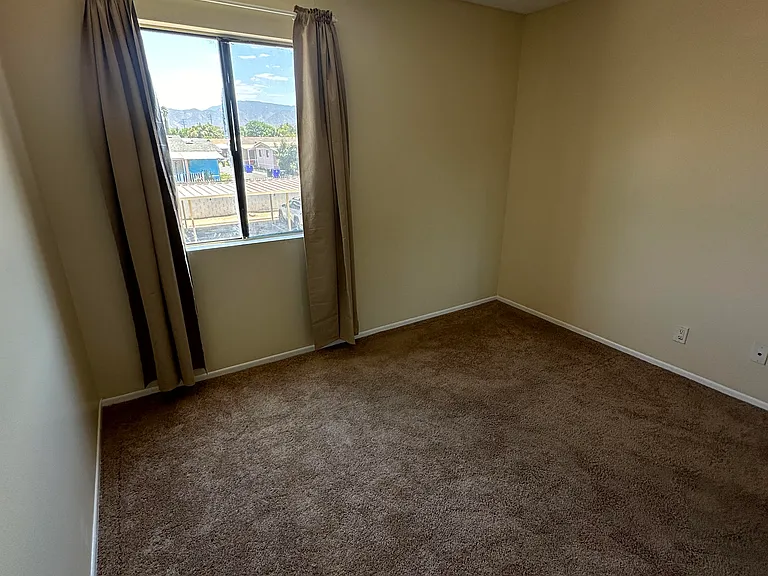 18724 Mandan St #1212 — Photo 10