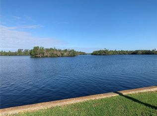 4909 E Riverside Dr, Fort Myers, FL 33905