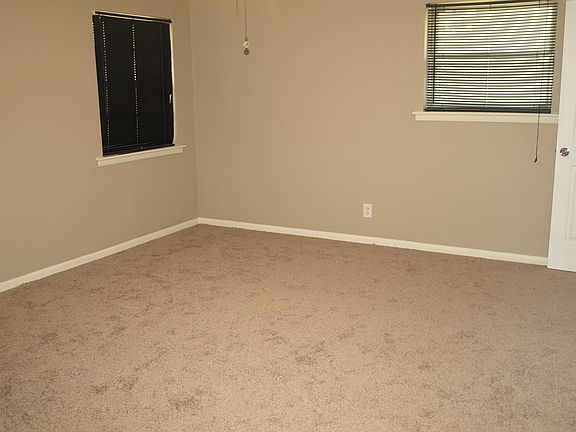 5th image of 7620 Kevin Dr