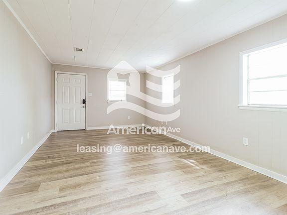 3-Living Room