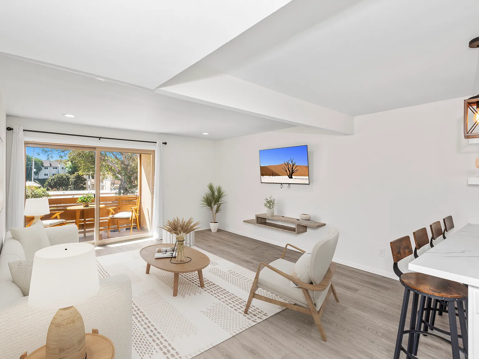1 bed, 702 sqft, $3,249 — Photo 4
