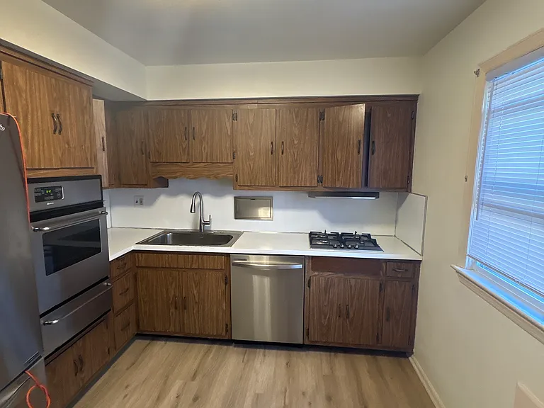 43 Oakwood Ave #1 — Photo 8