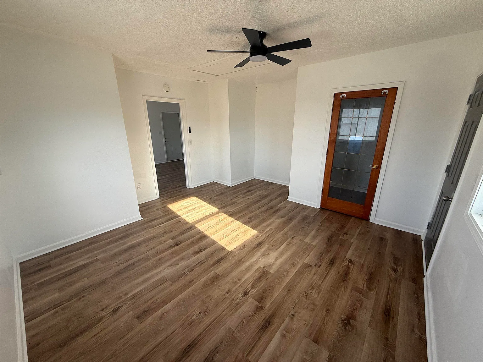1 bed, $750 — Photo 2