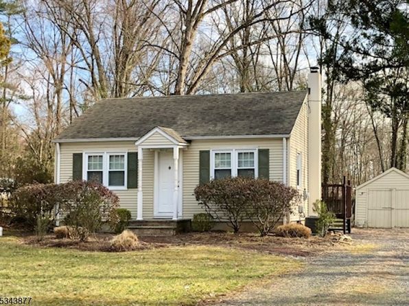 830 Bluestone Ln