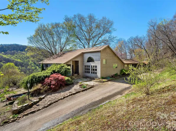 311 Pisgah Mine Rd, Burnsville, NC 28714