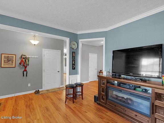 4th image of 1707 Keating Dr