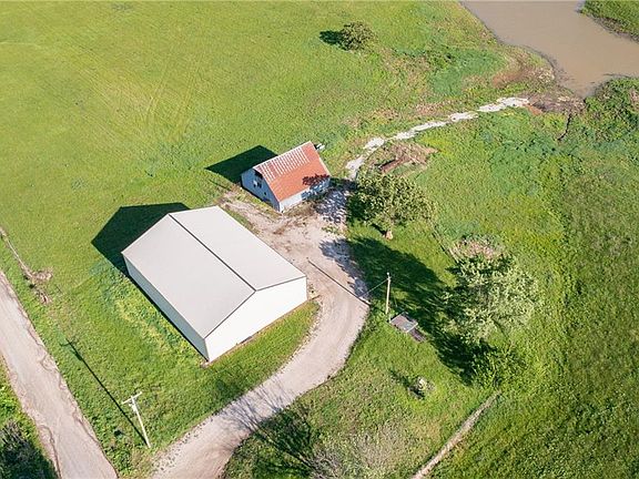 5th image of SE 400th Rd