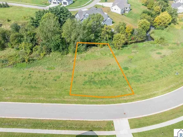 116 Butler Falls Rd, Mankato, MN 56001