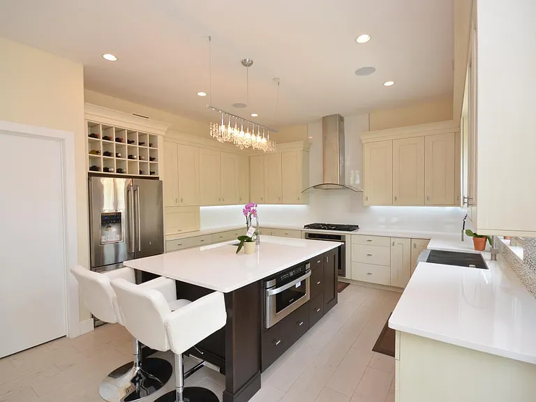 10023 Clue Dr — Photo 39