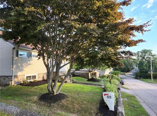 123 Atlanta St, Woonsocket, RI 02895