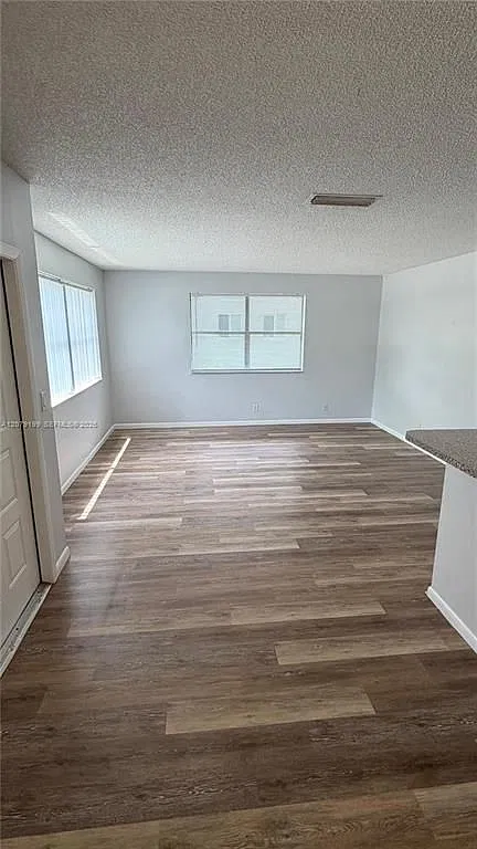 11641 Royal Palm Blvd — Photo 2