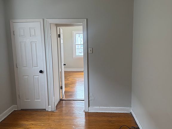 4th image of 68-70 Tiffany Pl #2