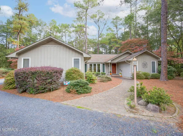 380 Oakmont Circle, Pinehurst, NC 28374