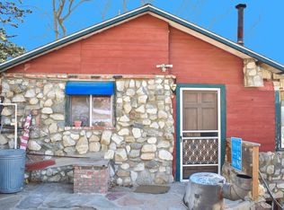 17601 Lone Pine Trl, Lake Hughes, CA 93532