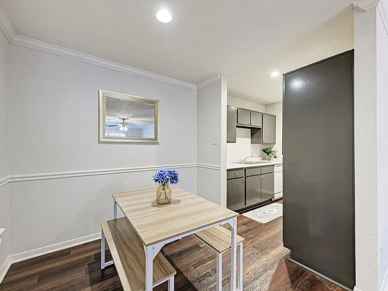 Magnolia Court Apartments — Photo 4