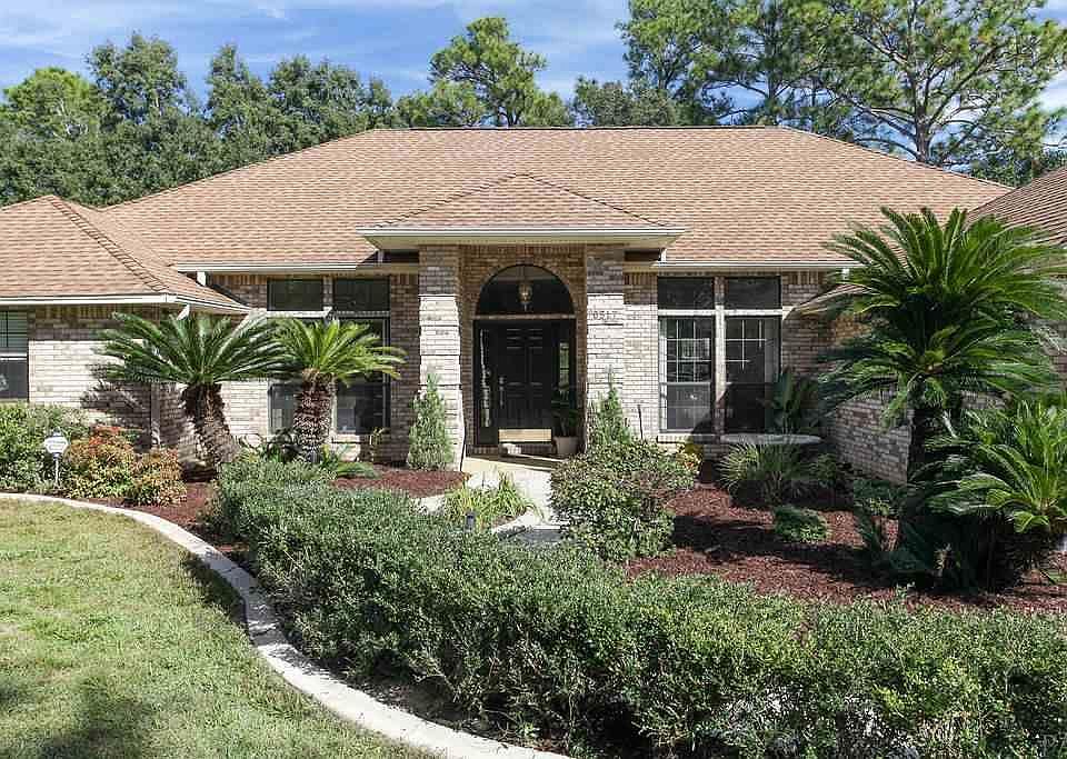 1st image of 6517 Calle De Lago