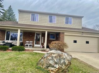 24816 Pamela St, Brownstown, MI