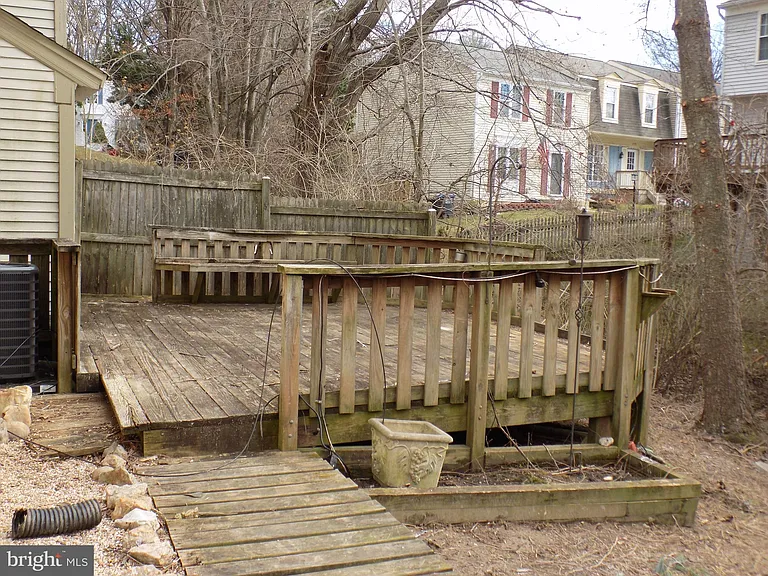 10598 Reeds Landing Cir — Photo 14