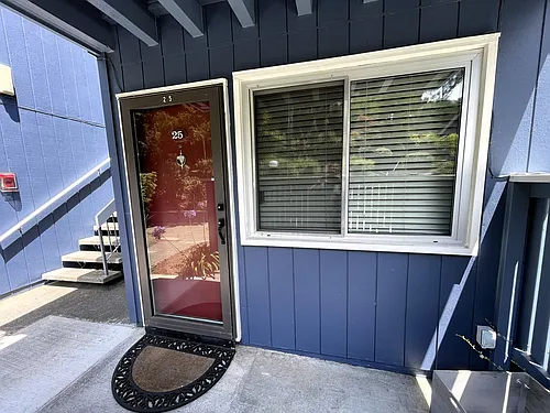 405 Piccadilly Pl #25 Photo 1