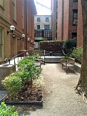 Rented by City Connections Realty | media 16