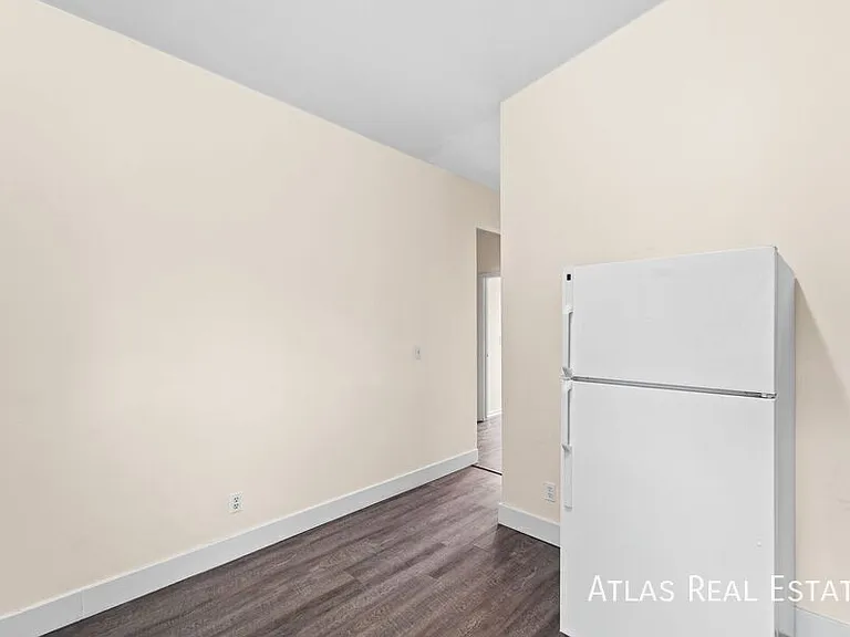 7239 S 580 E — Photo 9