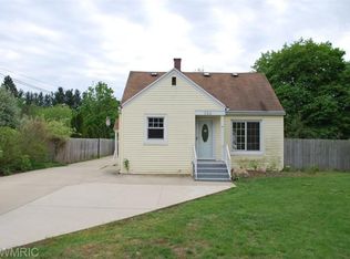 754 Revere St NE, Grand Rapids, MI 49525