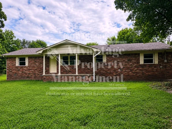 9 Jarman Ln, Vilonia, AR 72173