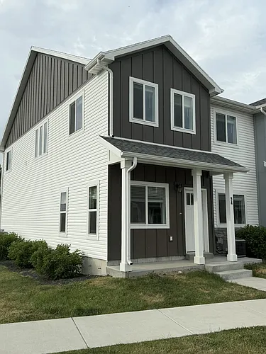 54 W 460 N Photo 1