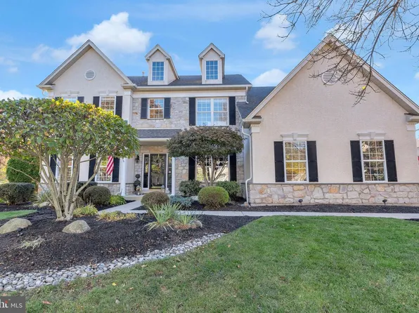 3867 Charter Club Dr, Doylestown, PA 18902