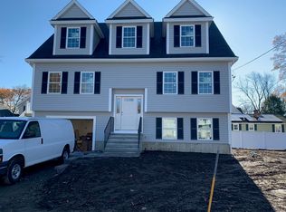 5 Elm Ave, Woburn, MA 01801