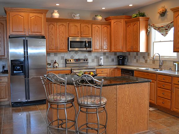 5th image of 17405 Parkside Dr