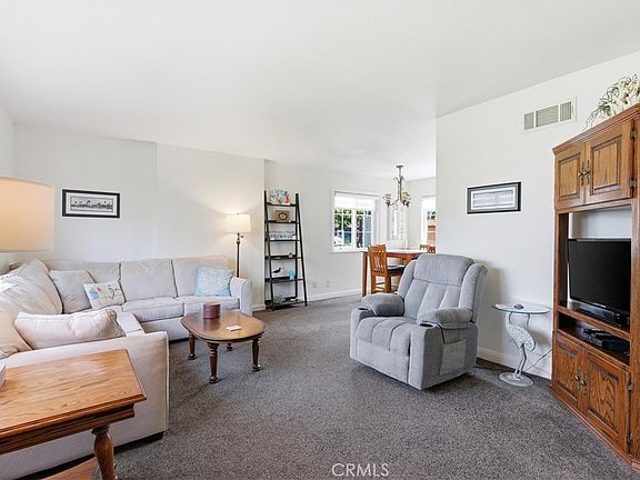 2nd image of 8145 Ridgefield Dr