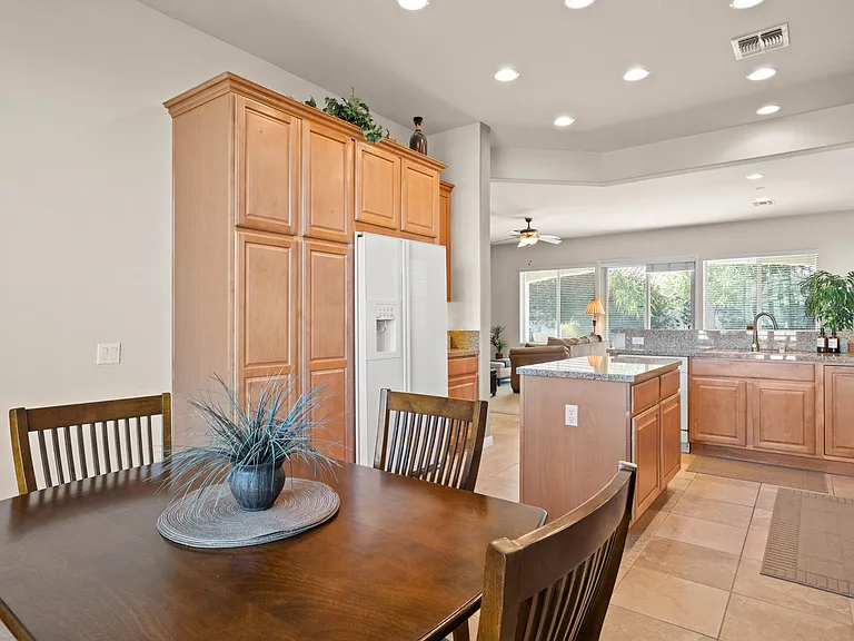 80097 Avenida Santa Olivia — Photo 14