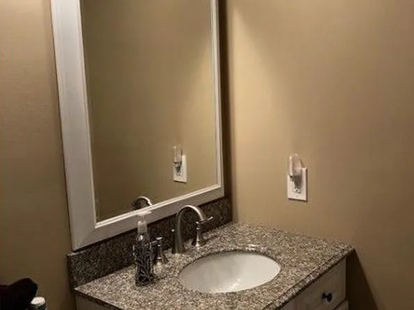 66 Gregory Ln #1916, Franklin Park, NJ 08823