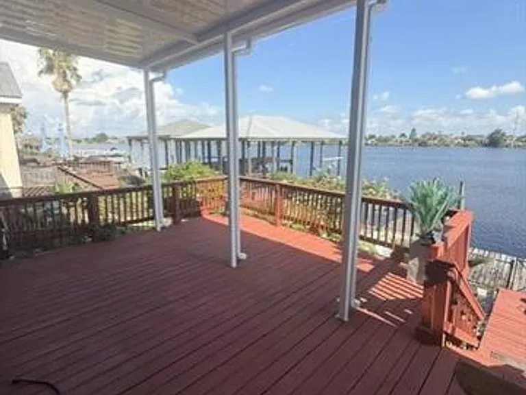 1413 Royal Palm Dr — Photo 17