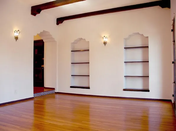5111 Lemon Grove Ave APT 201, Los Angeles, CA 90029