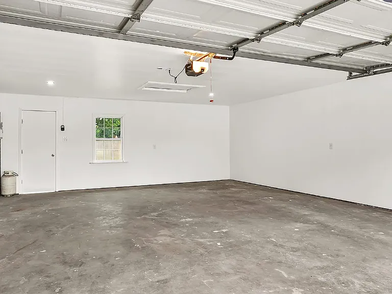 320 N 4th St — Photo 19